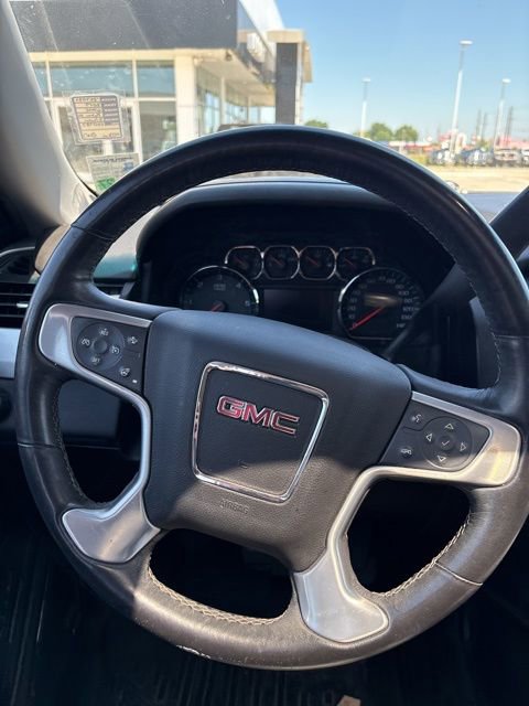 Used 2017 GMC Yukon XL SLT w/ Open Road Package image 16