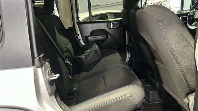 Used 2023 Jeep Wrangler Unlimited Rubicon 4xe image 14