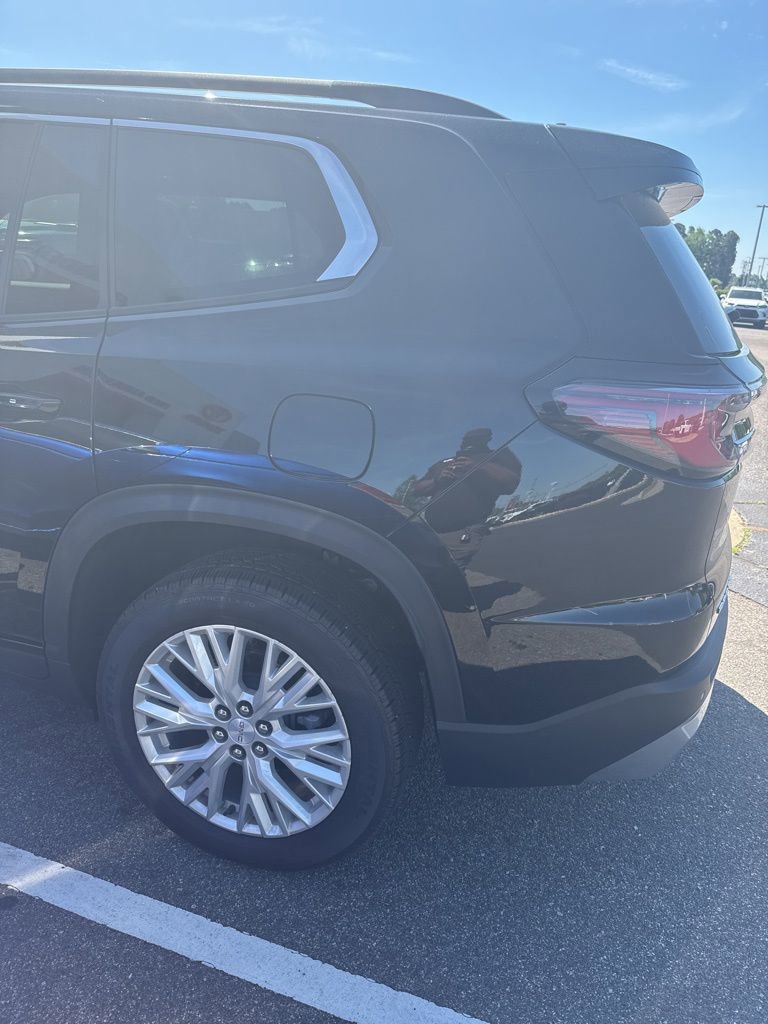 Used 2024 GMC Acadia Elevation w/ Luxury Package image 5