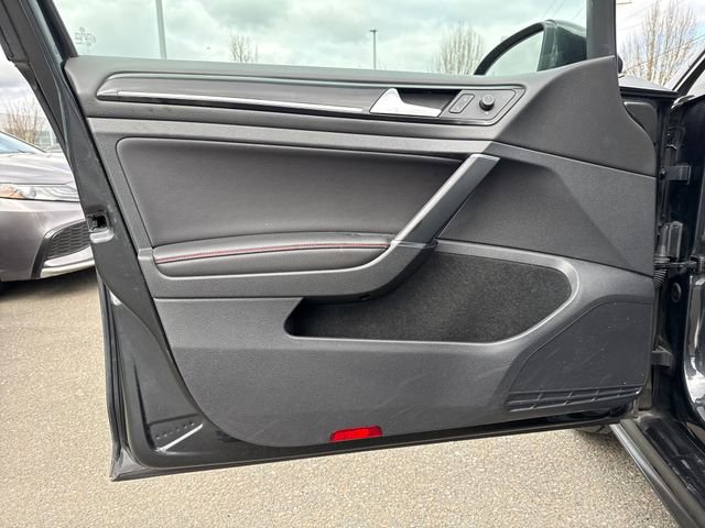 Used 2017 Volkswagen GTI Autobahn image 18