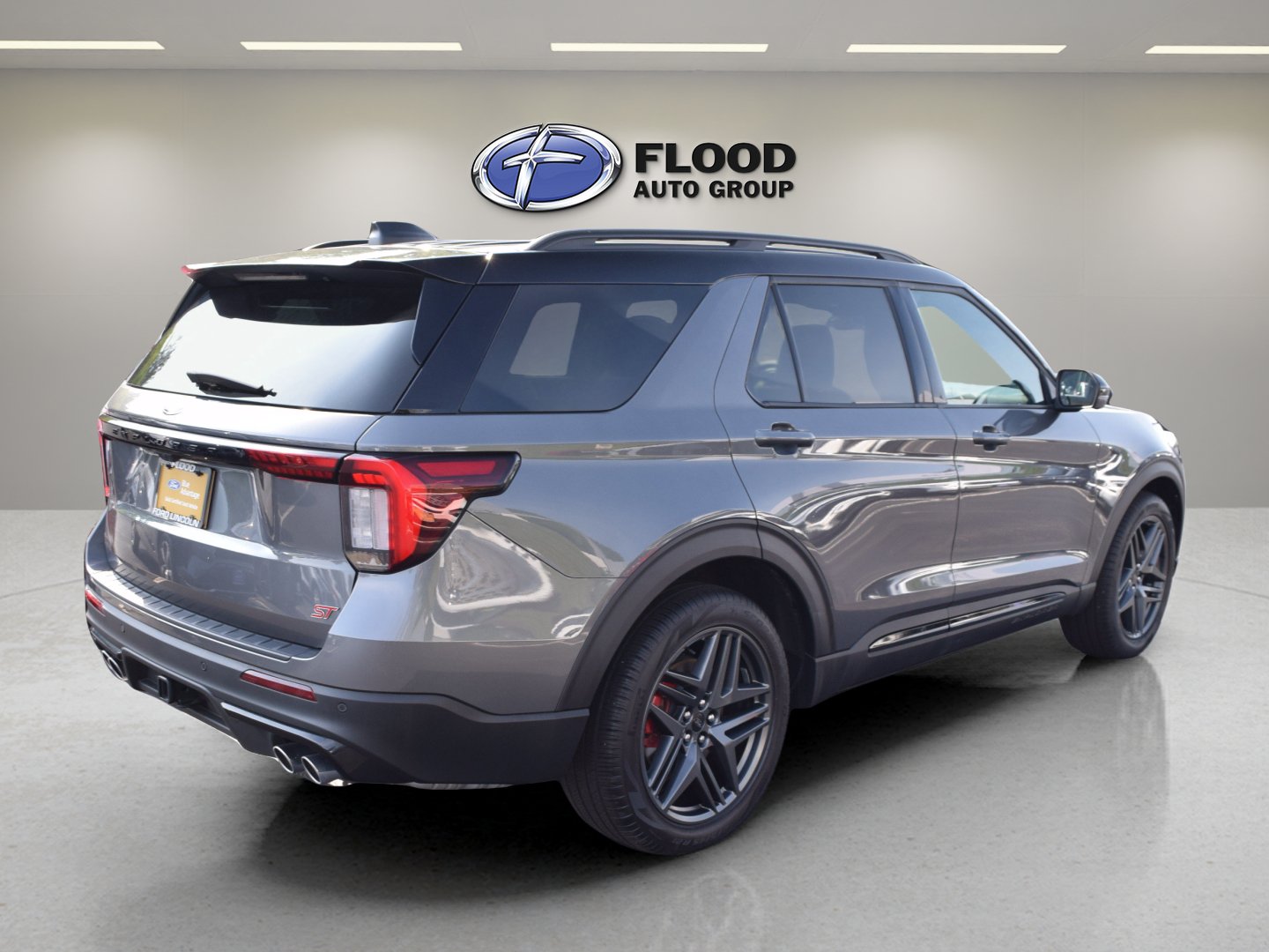 Used 2025 Ford Explorer ST w/ Sun And Sound Package AWD/4WD image 4