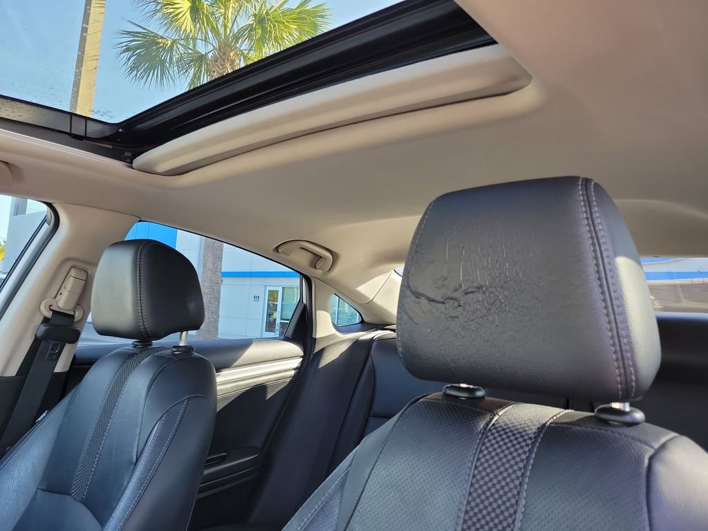 Used 2019 Honda Civic EX-L image 20