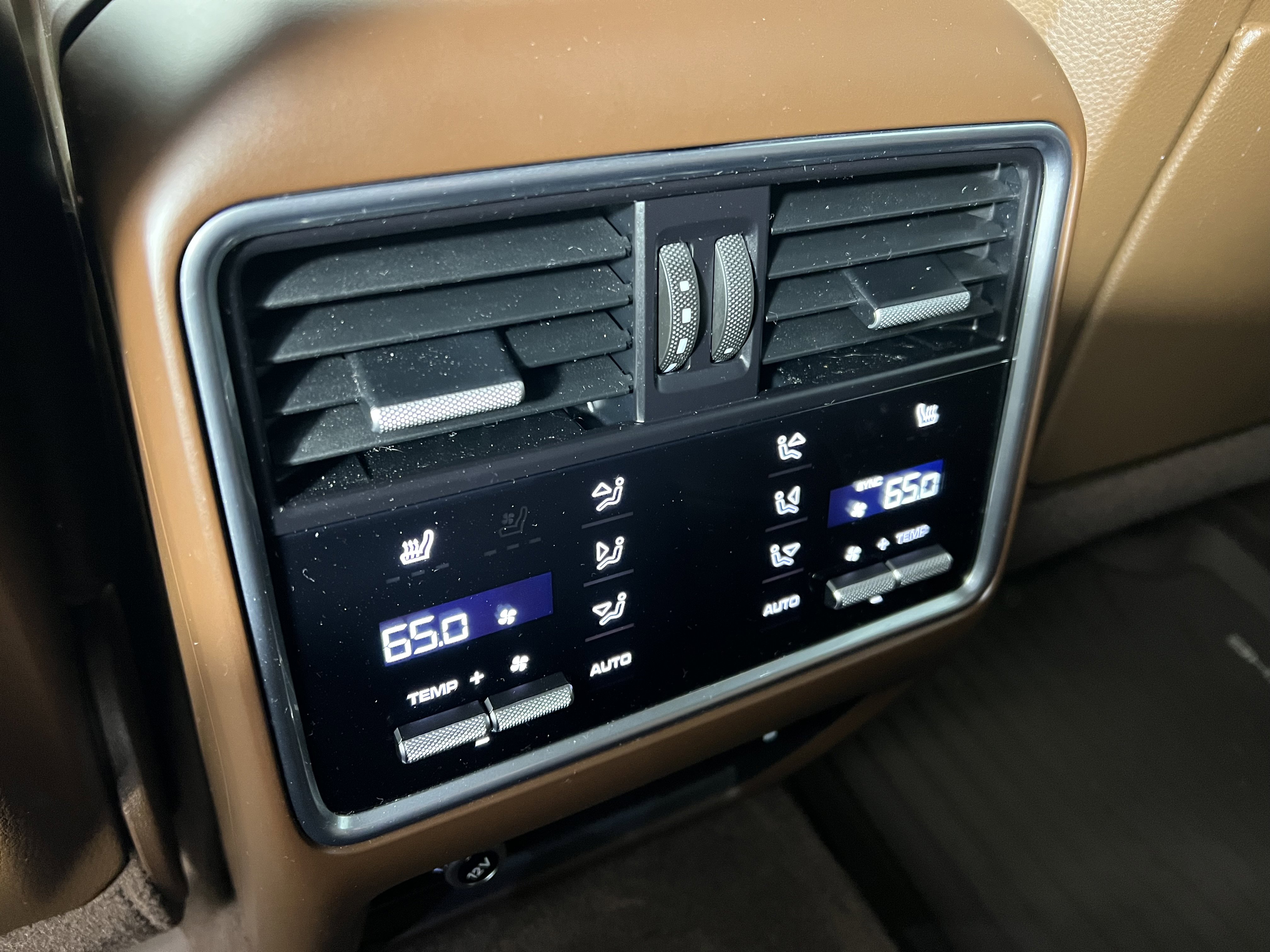 Used 2021 Porsche Cayenne GTS image 21