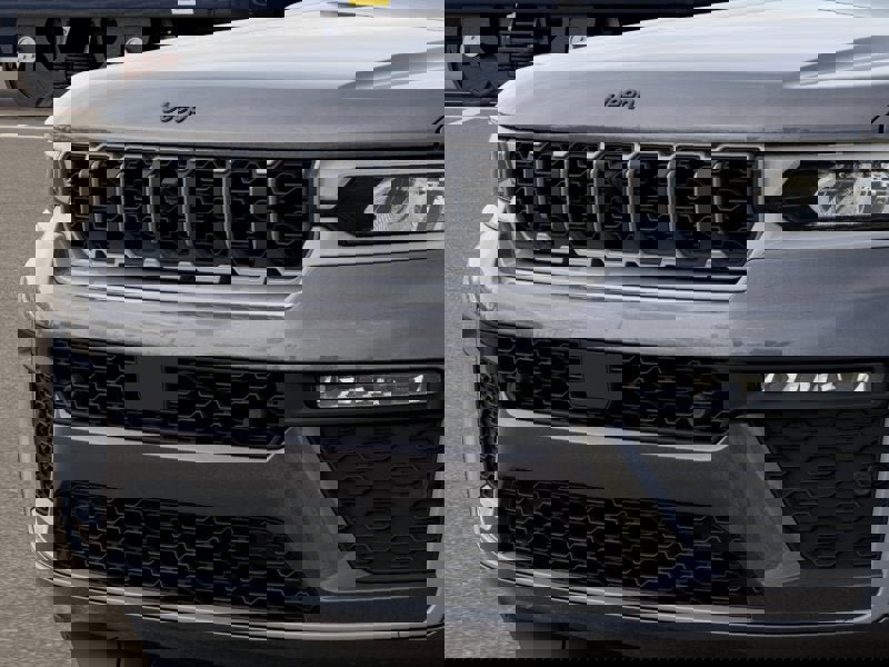 New 2026 Jeep Grand Cherokee Limited image 16