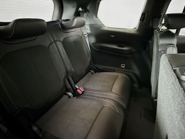 New 2025 Jeep Grand Cherokee L Altitude image 27