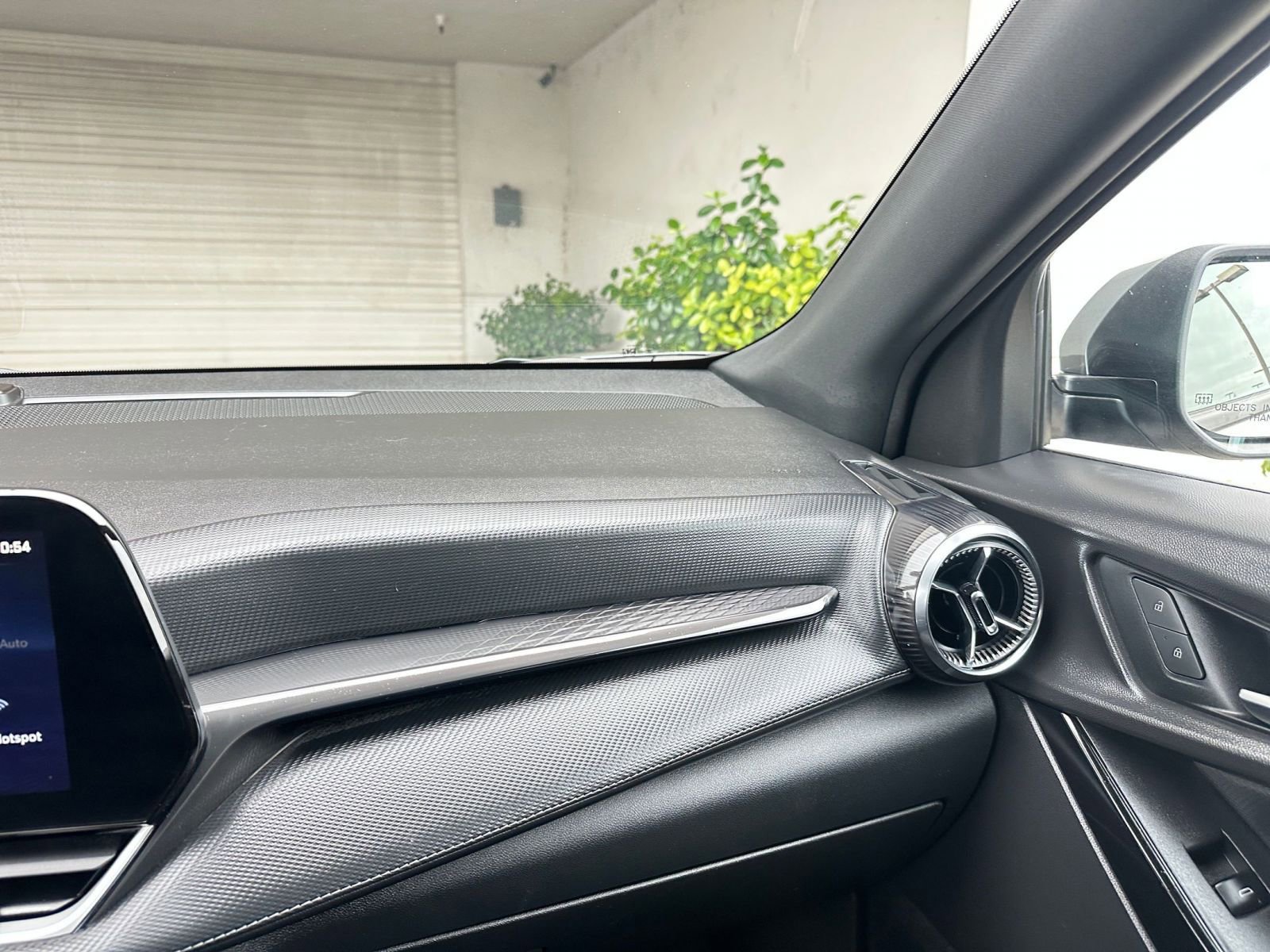 Used 2025 Chevrolet Equinox LT image 36