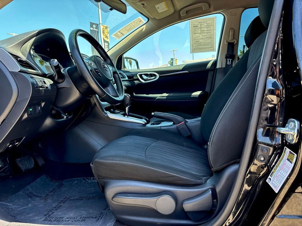 Used 2019 Nissan Sentra SV FWD image 13