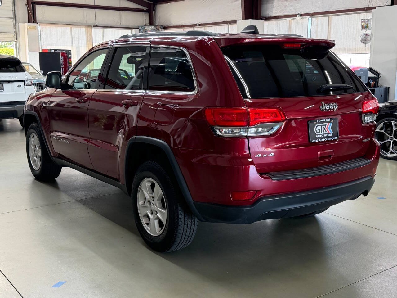 Used 2014 Jeep Grand Cherokee Laredo w/ Quick Order Package 23E AWD/4WD image 4