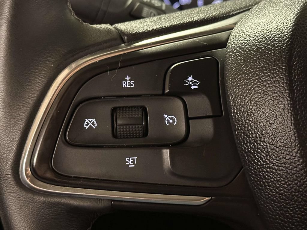 Used 2023 Buick Encore GX Select w/ Sport Touring Package FWD image 24