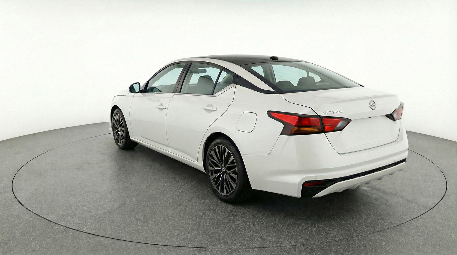 Used 2025 Nissan Altima 2.5 SV image 6