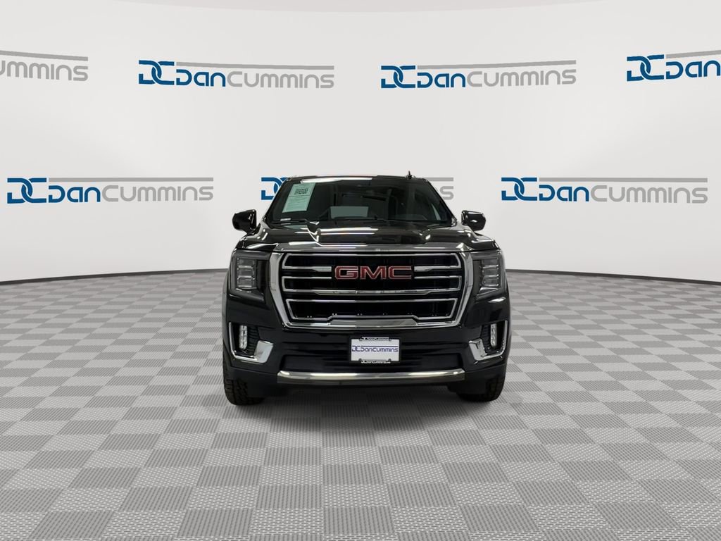 Used 2024 GMC Yukon XL SLT image 2