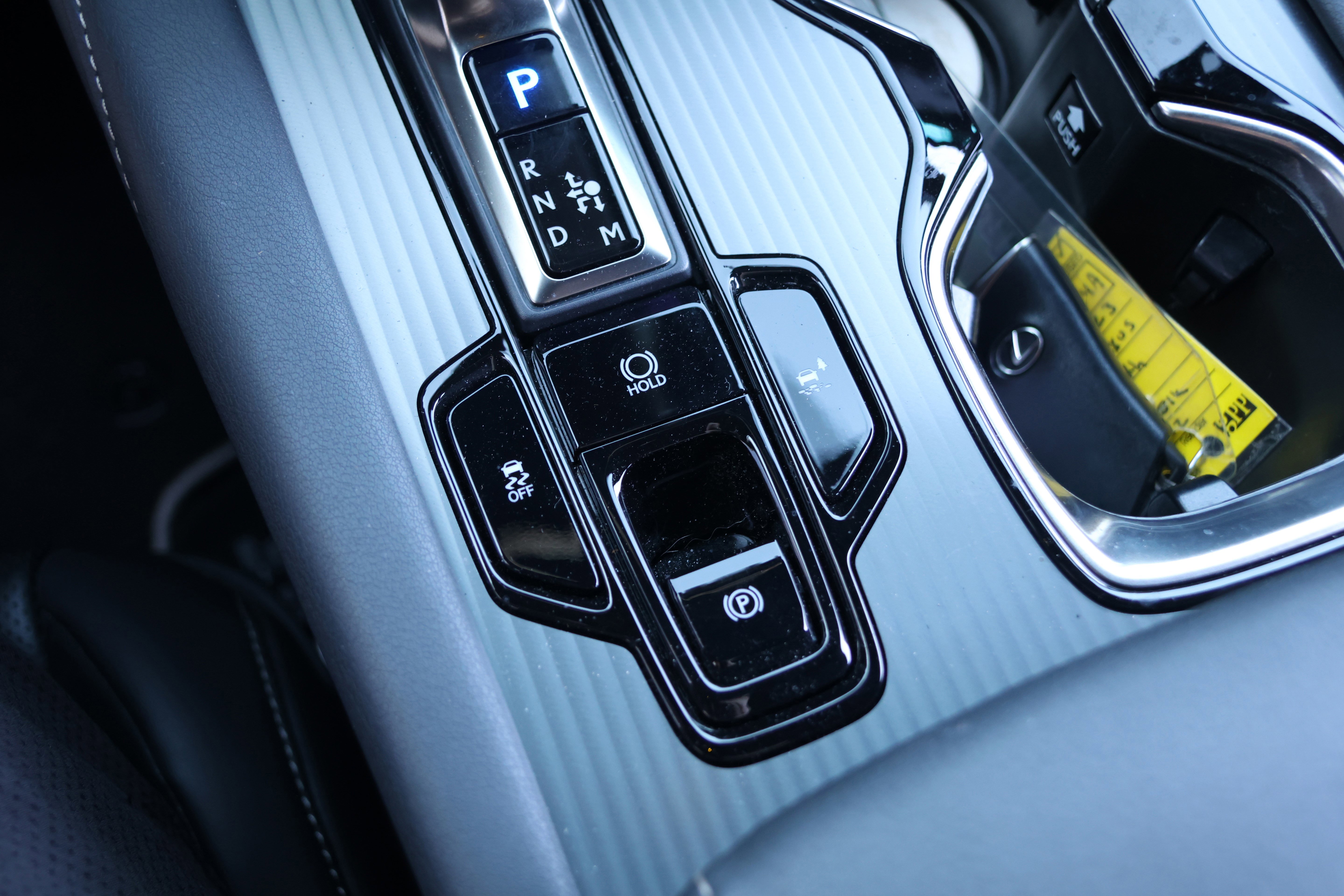 Used 2023 Lexus RX 500h F Sport w/ Cold Area Package image 31