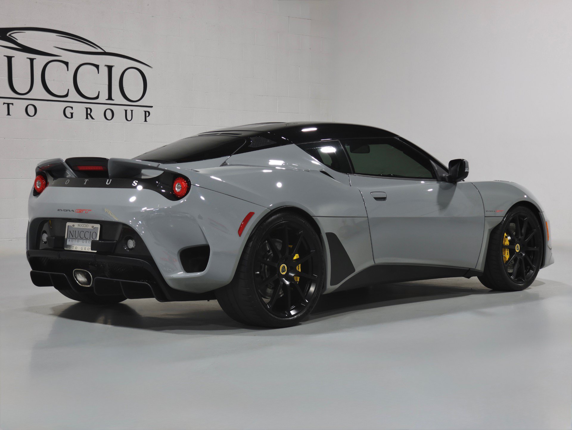 Used 2020 Lotus Evora RWD image 48