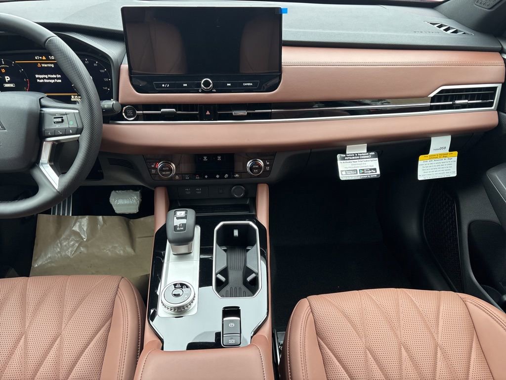 New 2026 Mitsubishi Outlander SEL FWD image 18