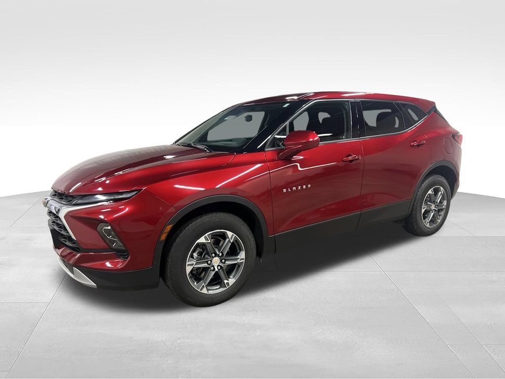 Certified 2025 Chevrolet Blazer LT AWD/4WD image 5