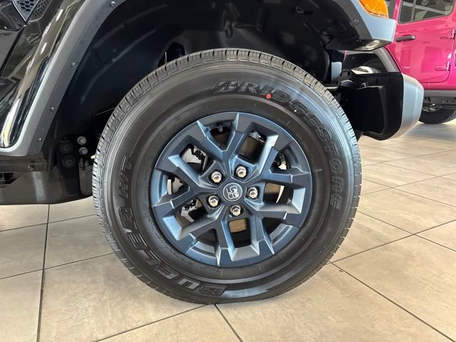 New 2026 Jeep Gladiator Sport AWD/4WD image 26