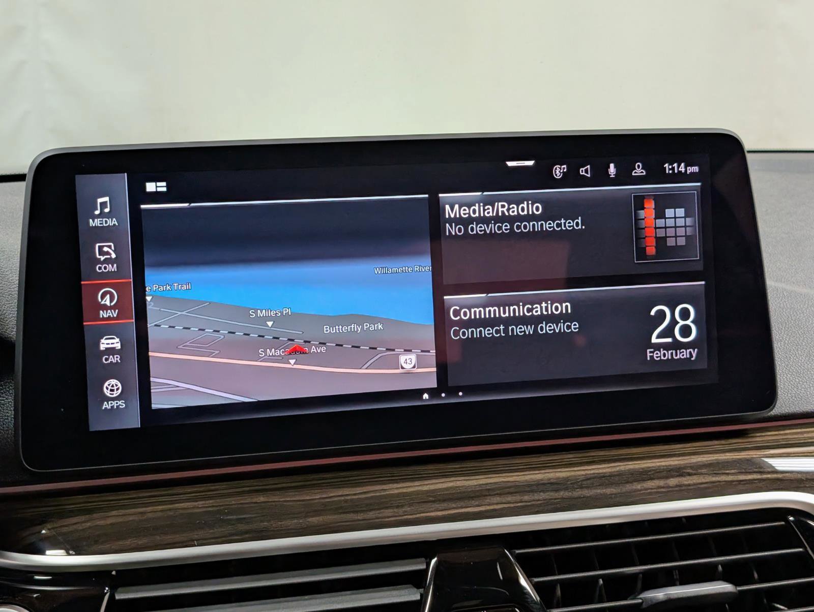 Used 2023 BMW 540i xDrive w/ M Sport Package image 36