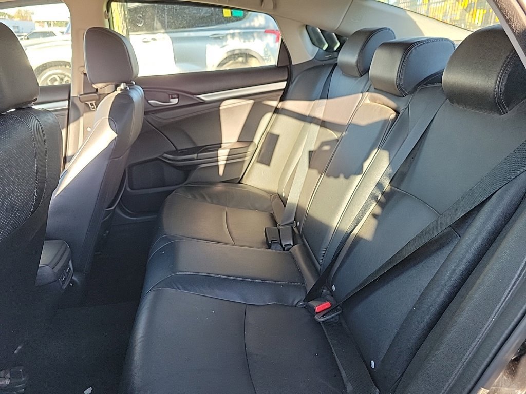 Used 2016 Honda Civic Touring image 14