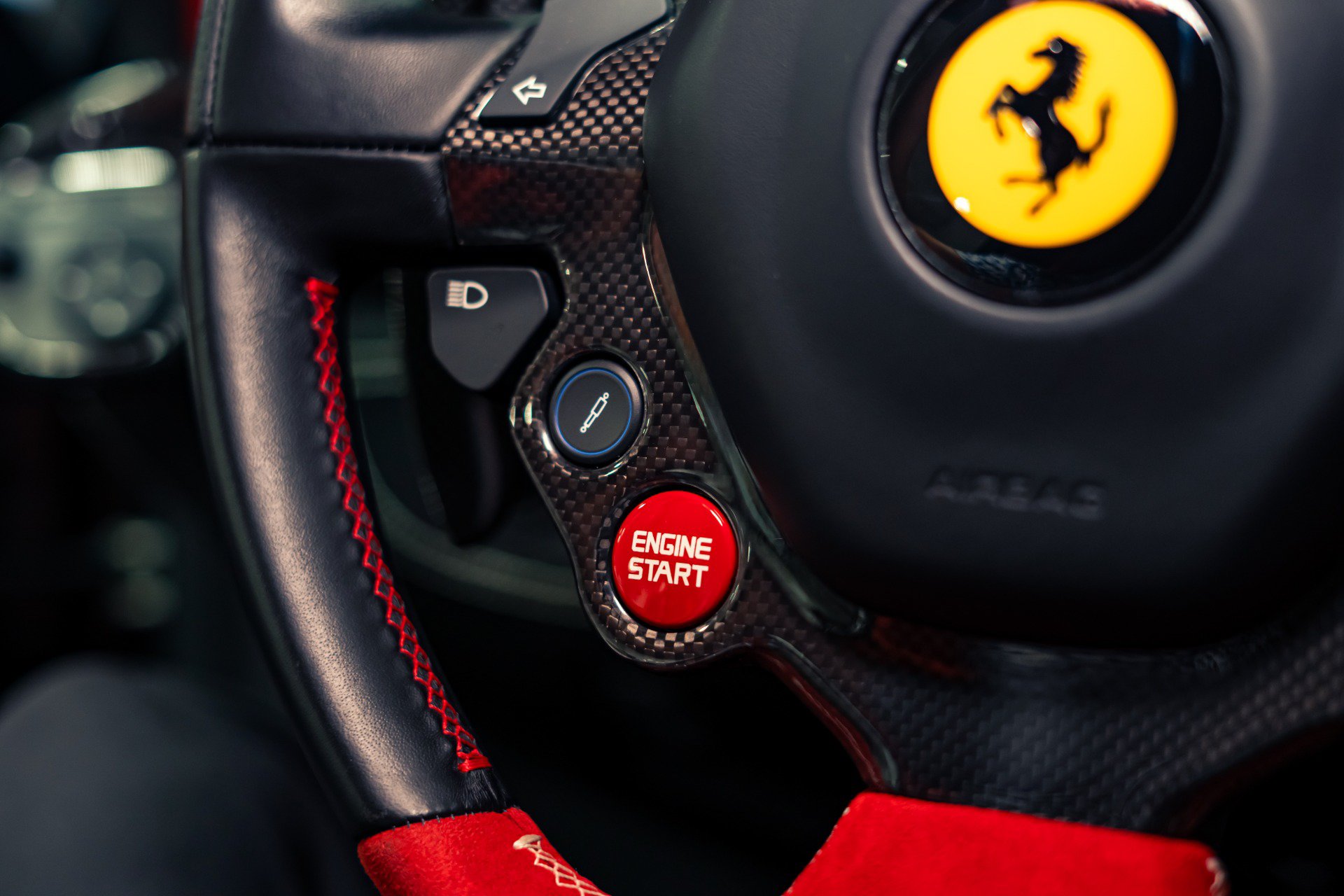 Used 2015 Ferrari 458 Speciale Coupe RWD image 18