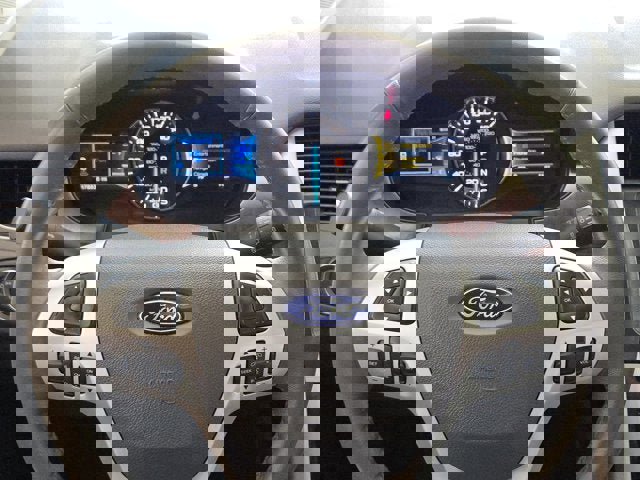 Used 2013 Ford Edge Limited AWD/4WD image 32