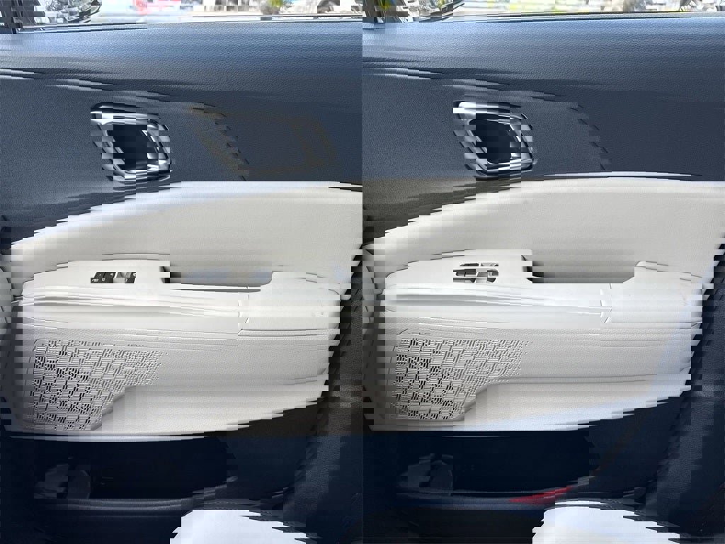 New 2026 Kia Carnival EX image 24