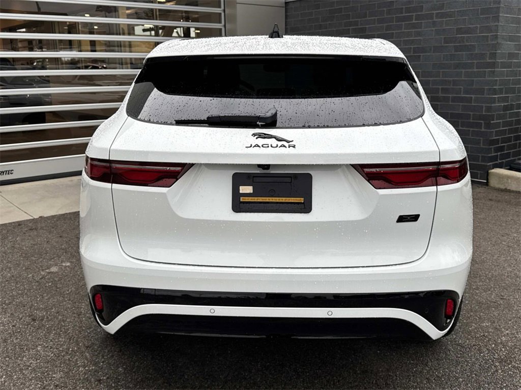 New 2026 Jaguar F-PACE R-Dynamic S image 5