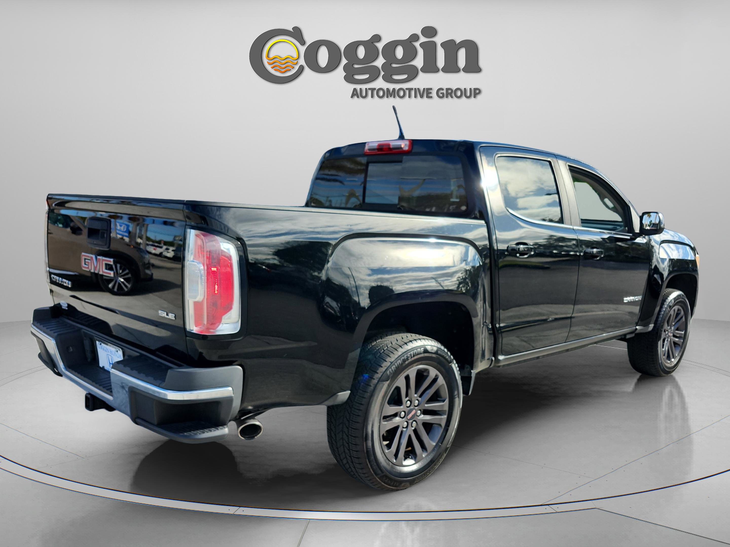 Used 2017 GMC Canyon SLE w/ Nightfall Edition image 6