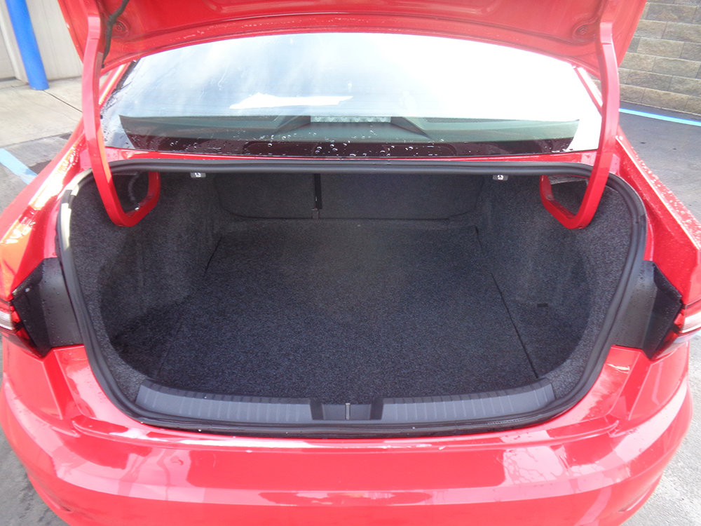 Used 2020 Volkswagen Jetta R-Line image 11