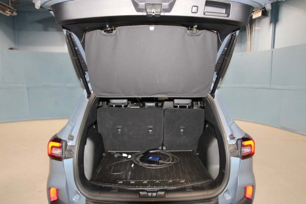 Used 2025 Ford Escape SE w/ PHEV Premium Package FWD image 41