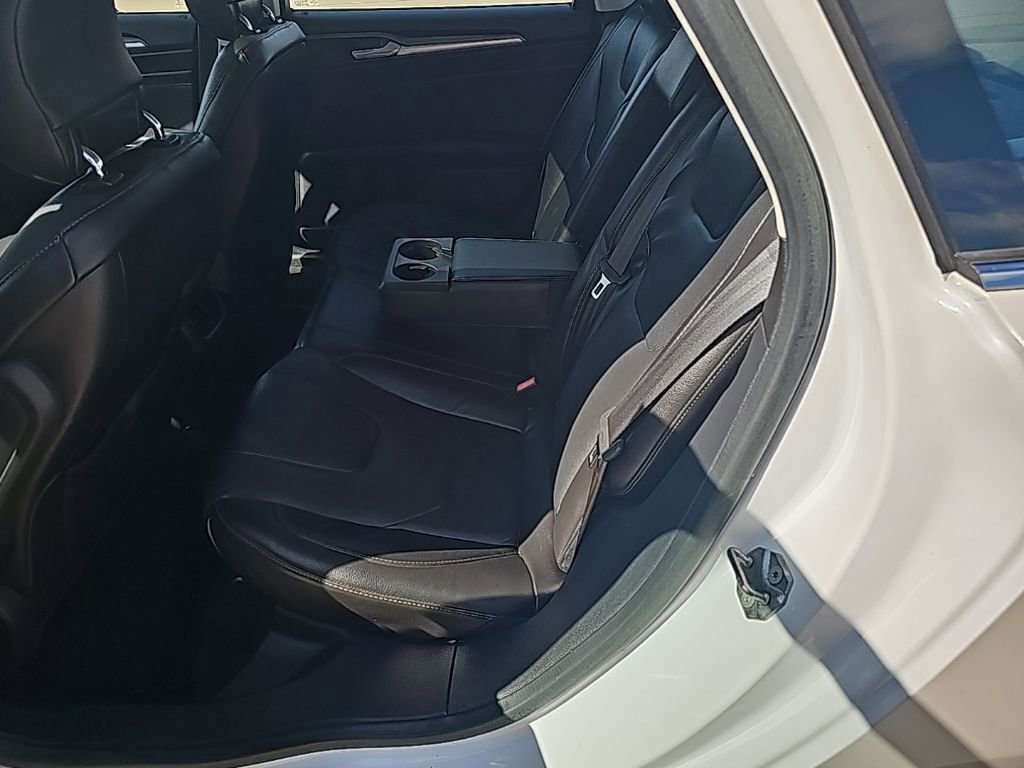 Used 2013 Ford Fusion Titanium w/ Titanium Driver Assist Pkg image 17