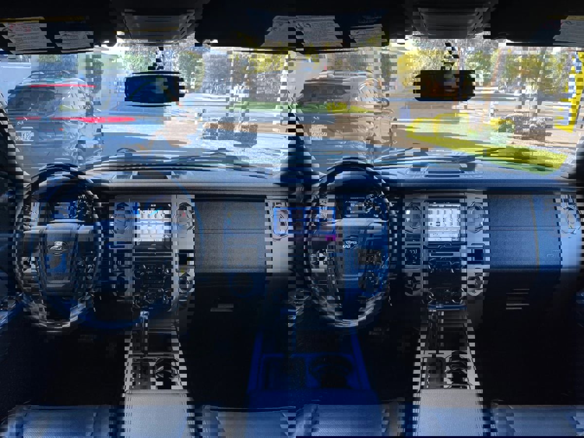 Used 2017 Ford Expedition XLT w/ Equipment Group 202A image 12