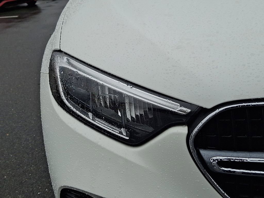 Used 2023 Mercedes-Benz GLC 300 GLC 300 image 13