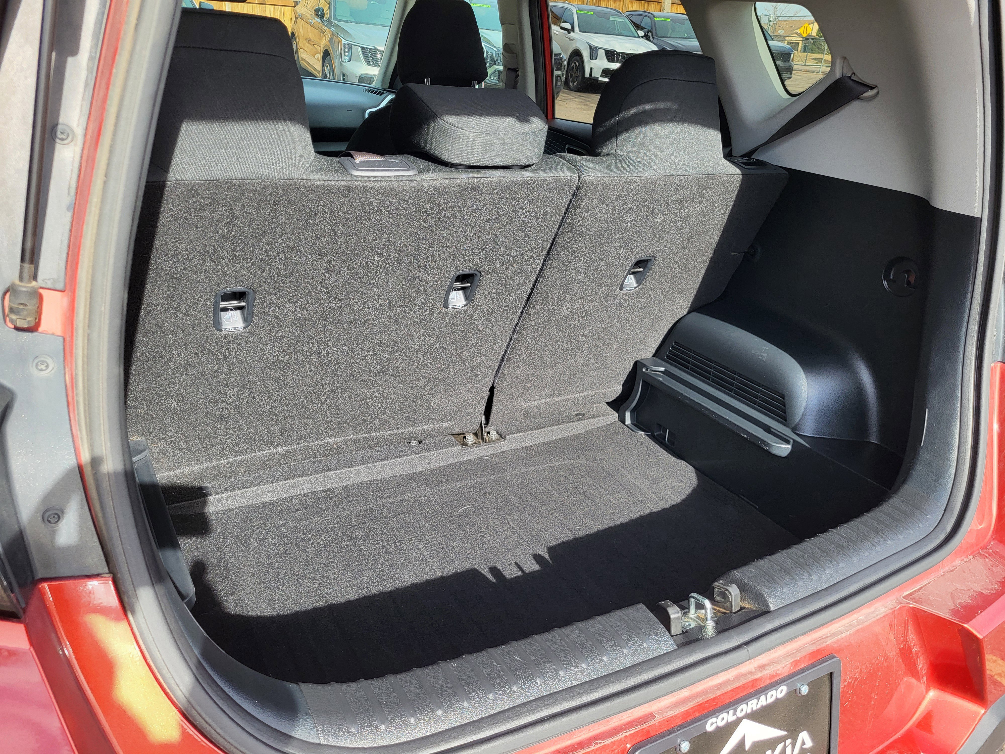 Used 2023 Kia Soul LX w/ LX Technology Package image 13