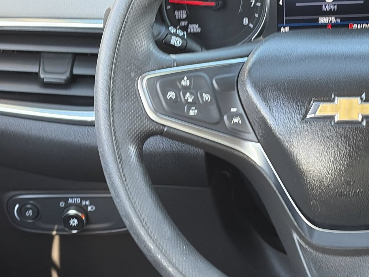 Used 2024 Chevrolet Equinox LS w/ LS Convenience Package FWD image 22