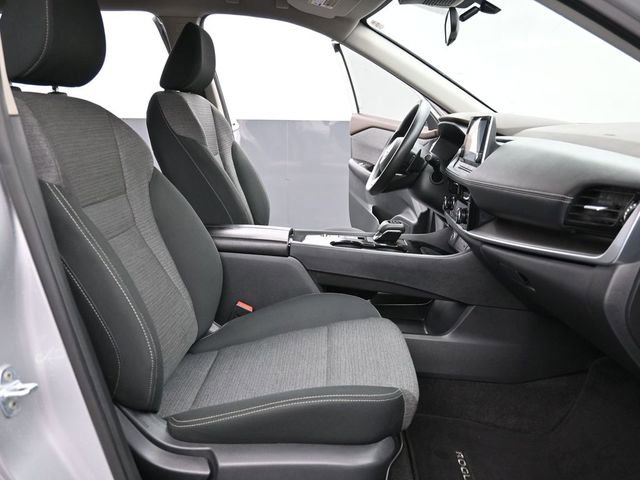 Used 2022 Nissan Rogue SV FWD image 27
