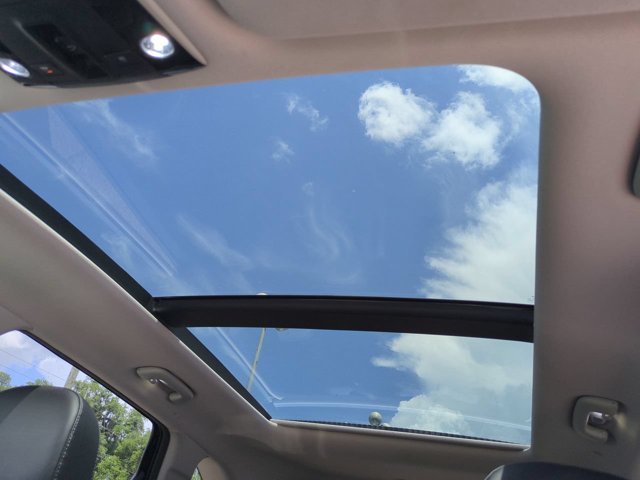Certified 2023 Kia Sorento SX AWD/4WD image 19