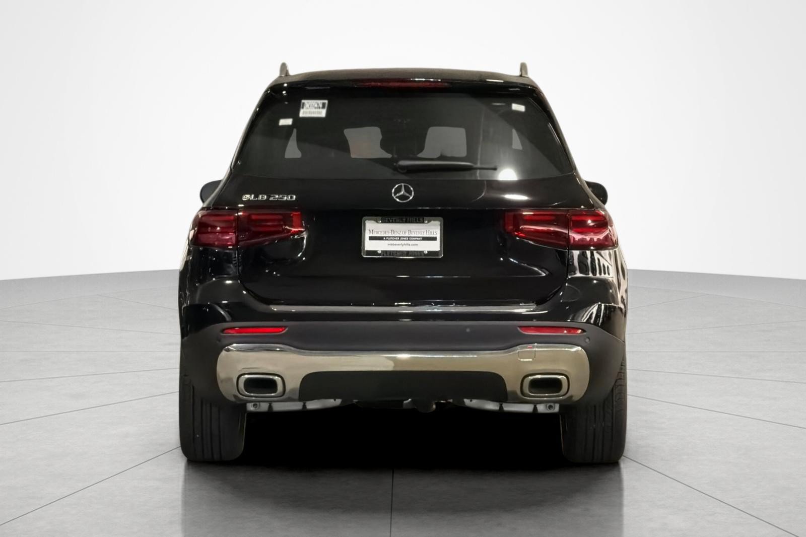 New 2025 Mercedes-Benz GLB 250 image 4