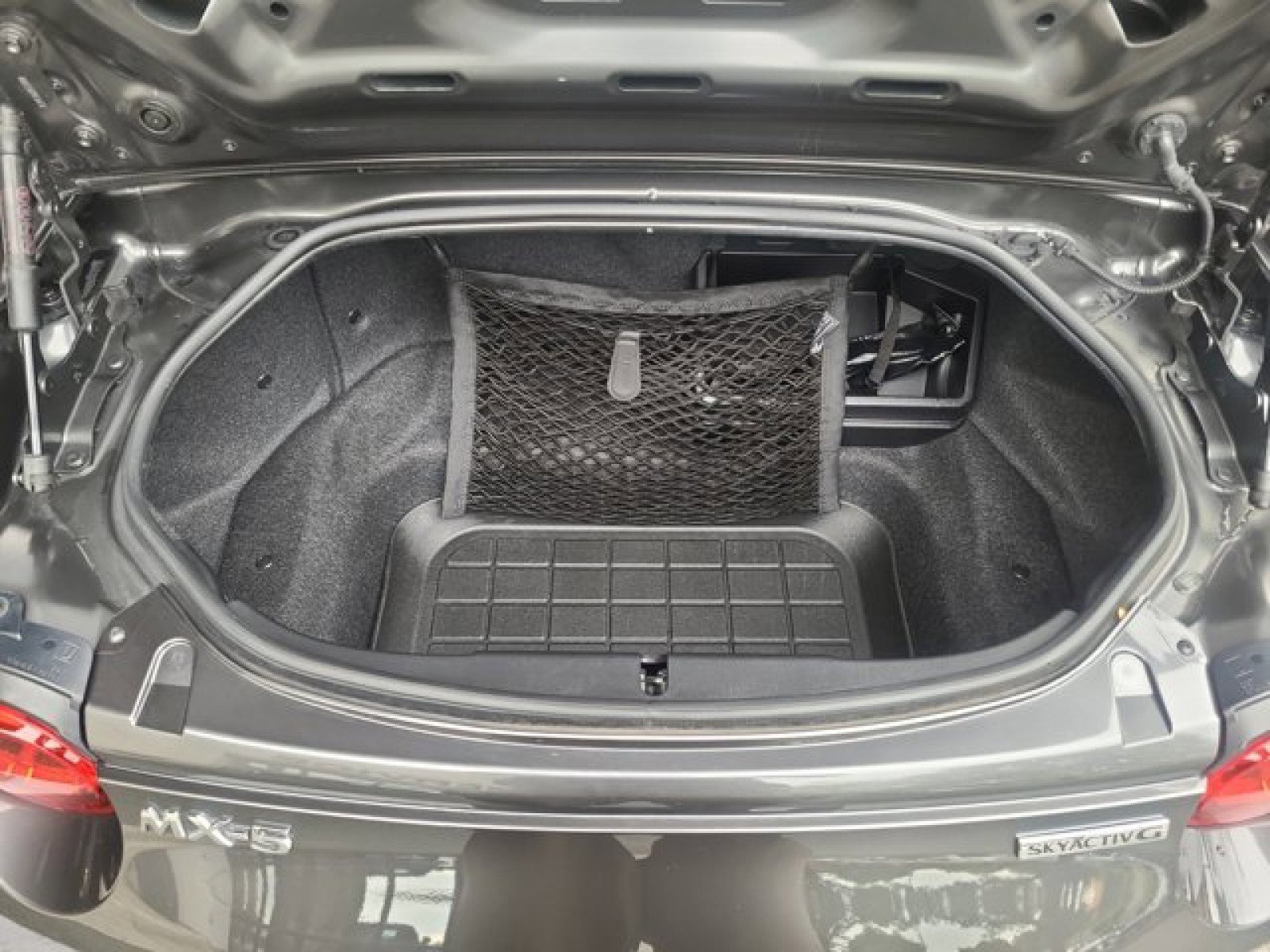 Used 2022 MAZDA MX-5 Miata RF Grand Touring image 18