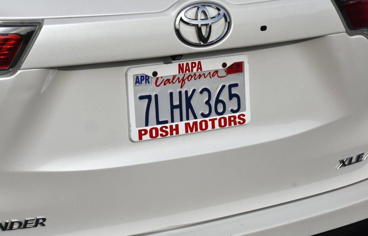 Used 2015 Toyota Highlander XLE AWD/4WD image 16