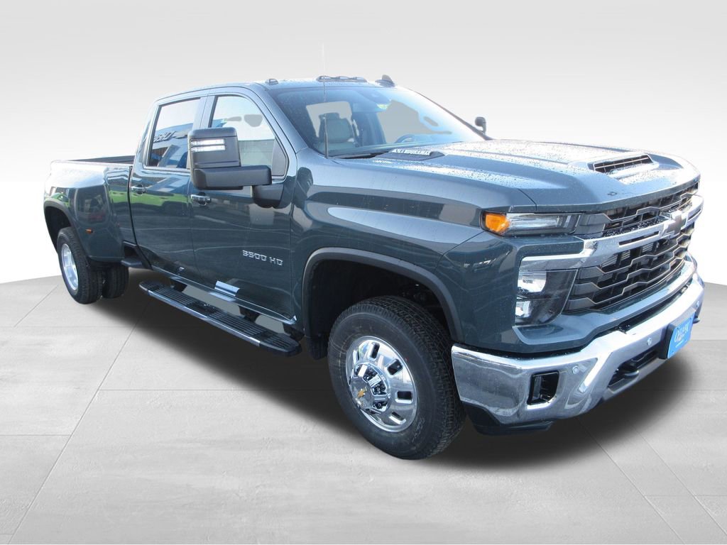 New 2026 Chevrolet Silverado 3500 LT w/ All Star Edition AWD/4WD image 8