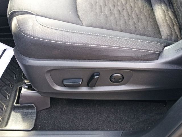 Used 2022 Nissan Pathfinder SV FWD image 16
