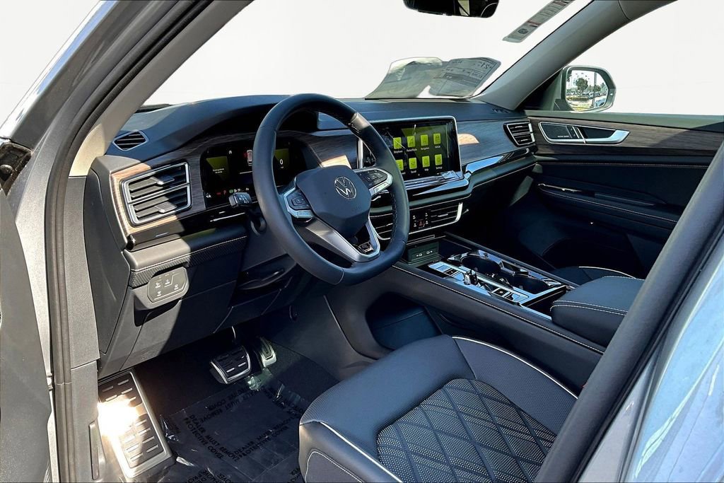New 2026 Volkswagen Atlas SEL Premium R-Line image 17