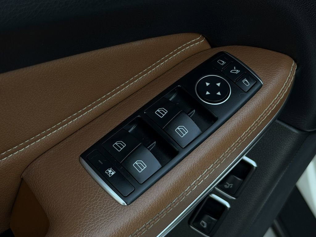 Used 2018 Mercedes-Benz GLS 550 4MATIC image 18