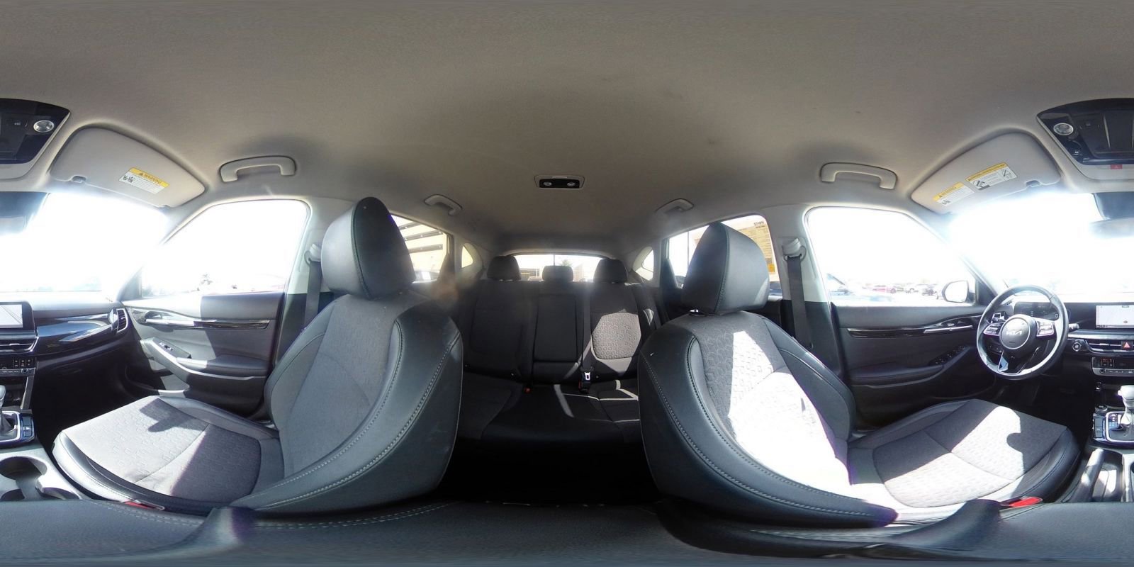 Used 2025 Kia Seltos S image 43