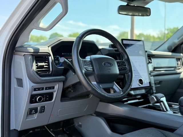 Used 2024 Ford F150 Lightning Flash AWD/4WD image 14