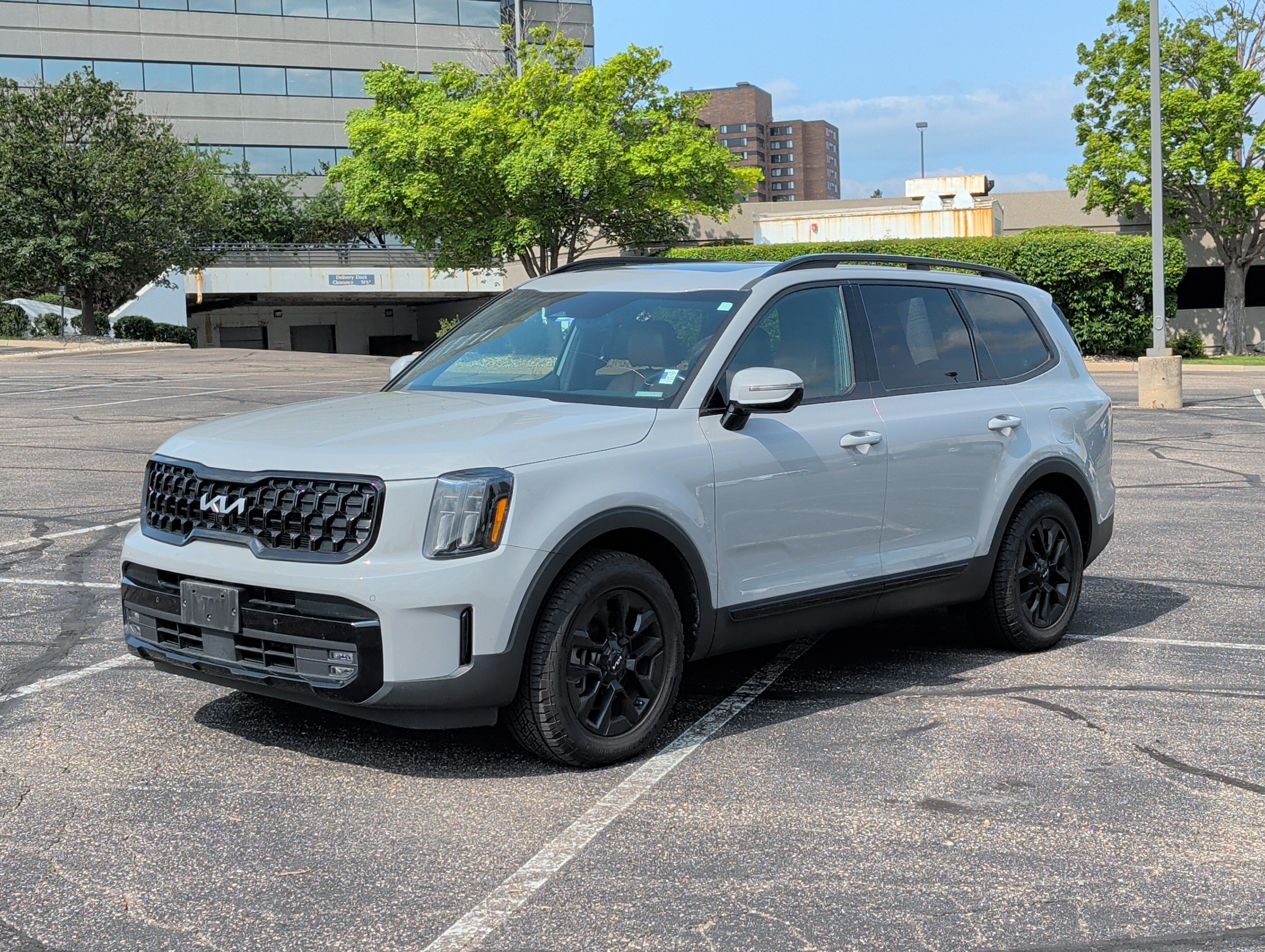 Certified 2024 Kia Telluride SX X-Pro AWD/4WD image 2