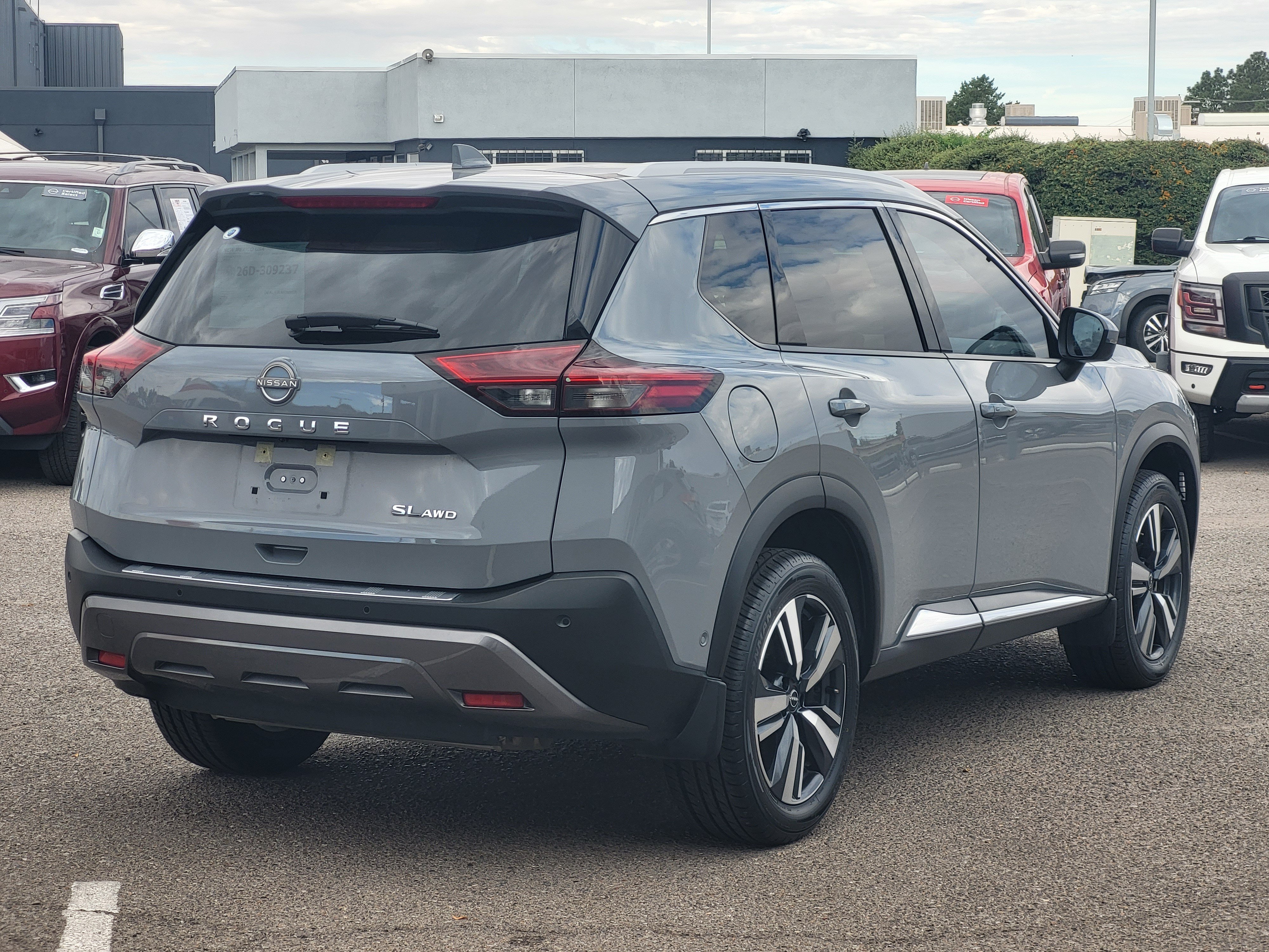 Certified 2023 Nissan Rogue SL w/ SL Premium Package AWD/4WD image 6