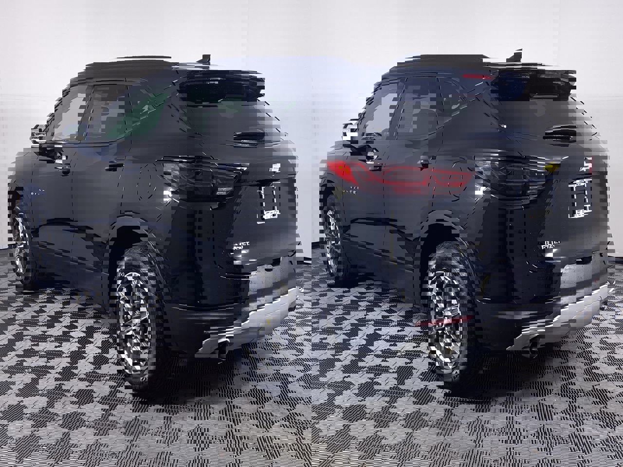 Certified 2023 Chevrolet Blazer LT w/ Convenience Package image 17