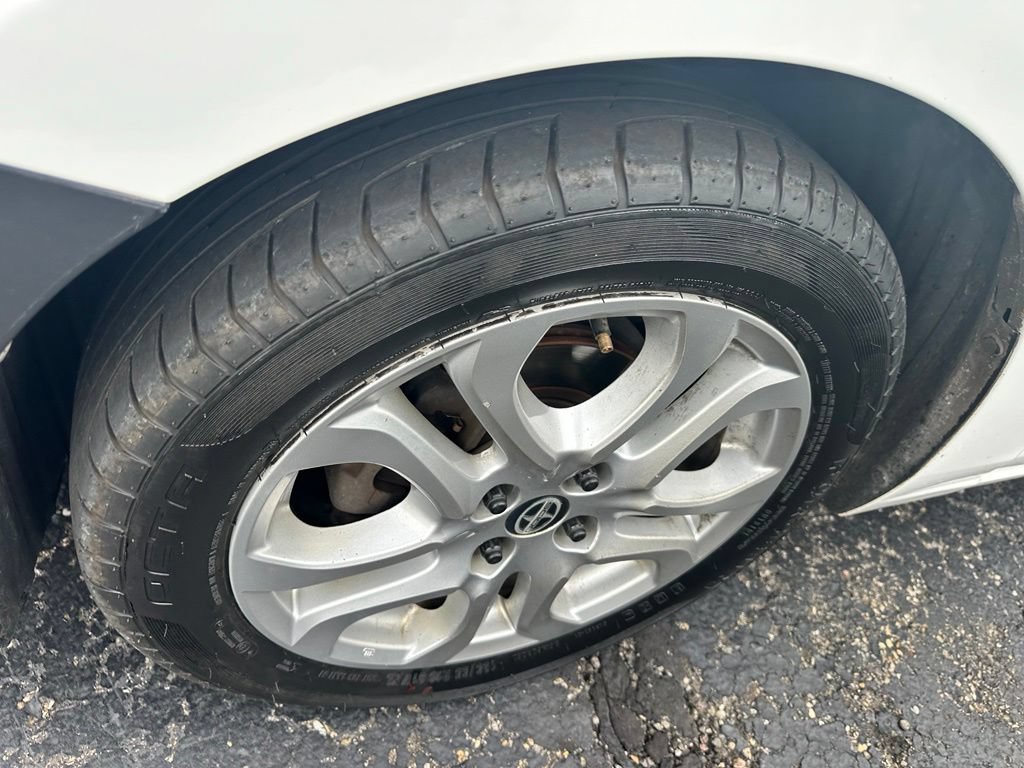 Used 2016 Scion iA FWD image 10