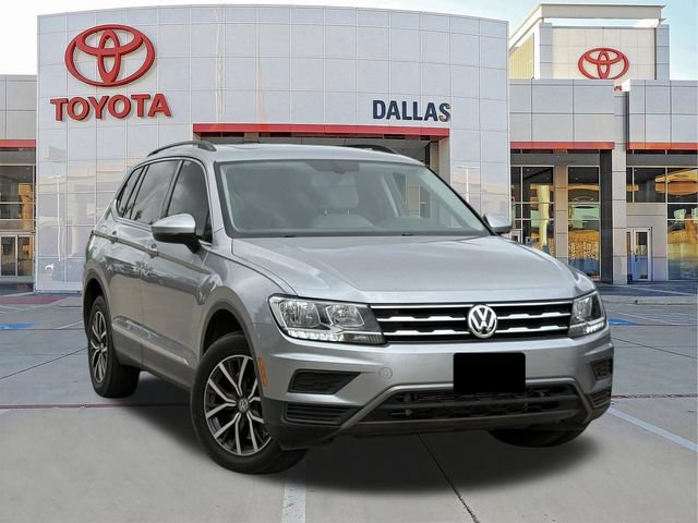 Used 2020 Volkswagen Tiguan SE w/ Panoramic Sunroof Package